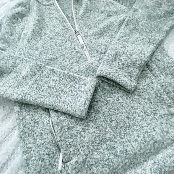 NWOT - Youth Girl’s The North Face Wool Zip Up Hoodie - Picture 2 of 3